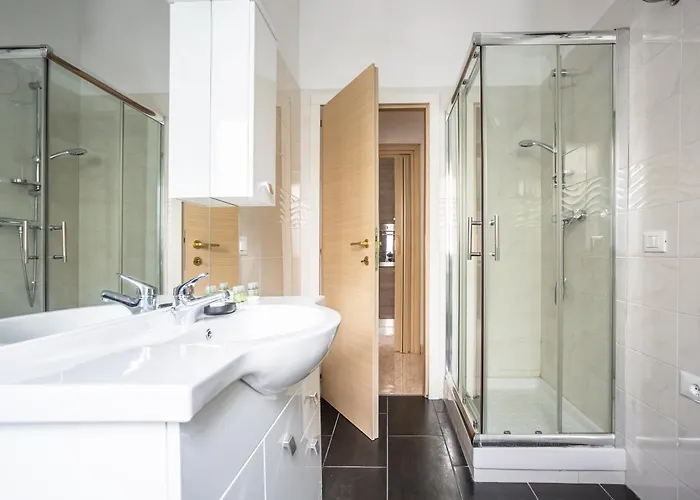 Aparthotel Portside 3*