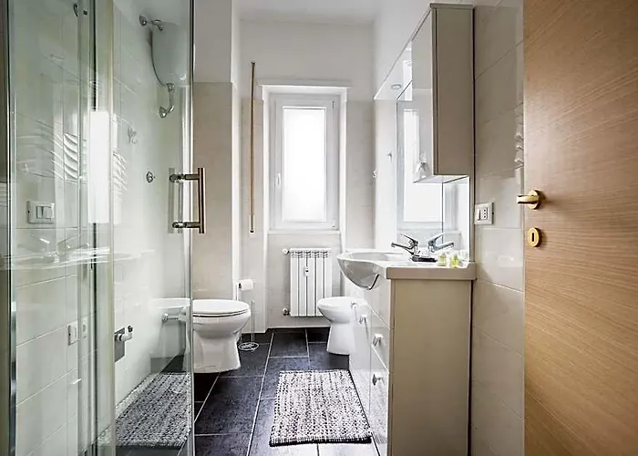 Portside Aparthotel 3*